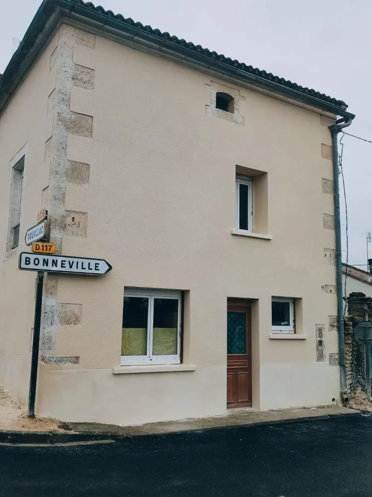 Ravalement de façade à Genac-Bignac